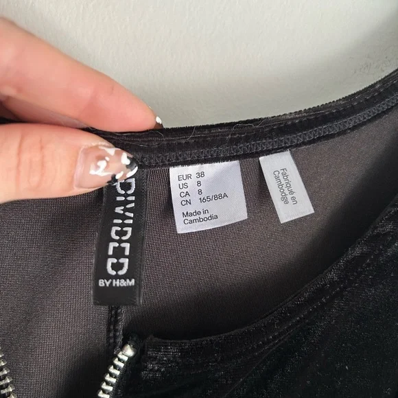 H&M‎ dress - Picture 3 of 5